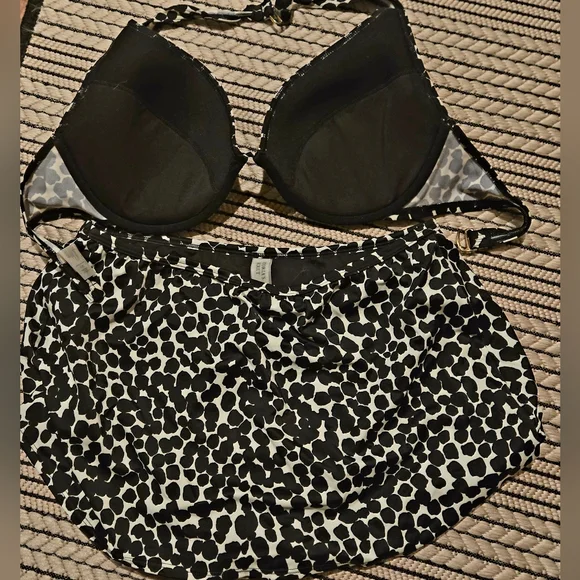 Early 2000's Black and White Polka Dot Bikini Set - Picture 4 of 5